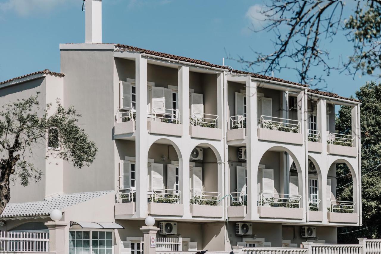 Pelithea Family Aparthotel Ypsos Exterior photo